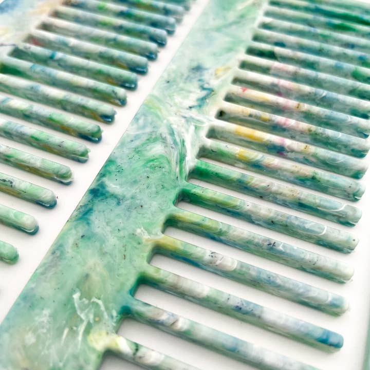 Recycled Plastic Comb - Ye-O